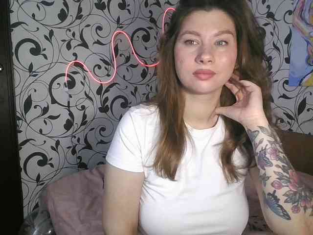 YourEmilie webcam