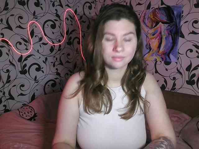 YourEmilie webcam