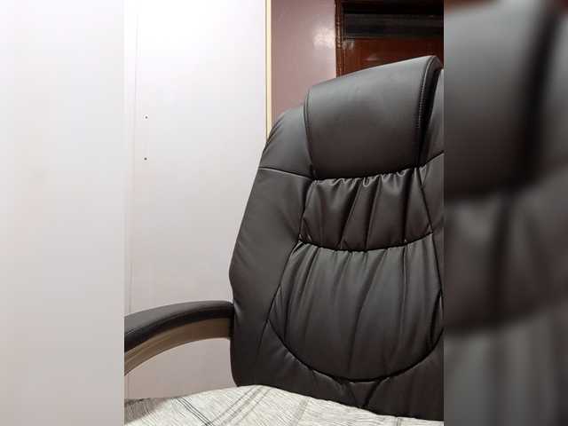 CandyLove's BongaCams show and profile