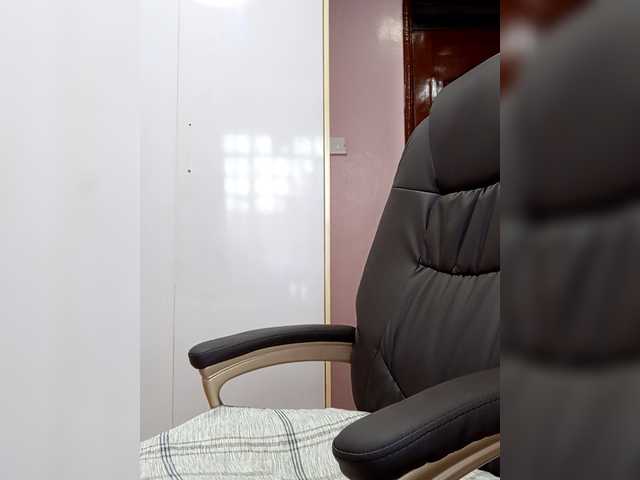 CandyLove's BongaCams show and profile