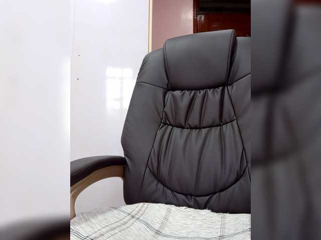 CandyLove's BongaCams show and profile