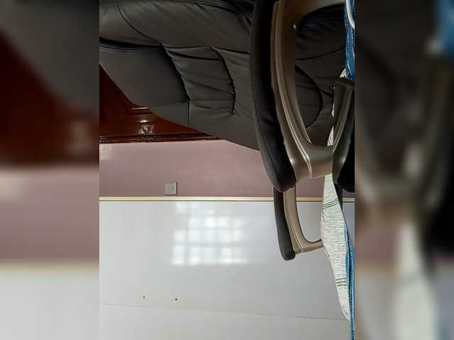 CandyLove's BongaCams show and profile