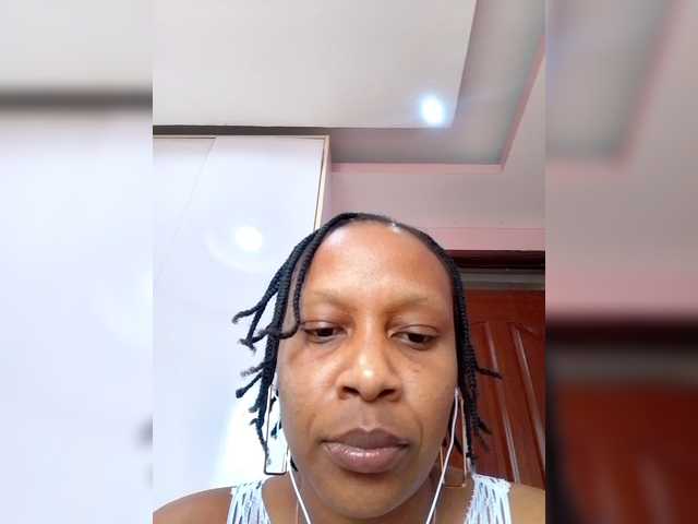 CandyLove – webcam model profile photo