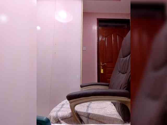 CandyLove Live Webcam on BongaCams