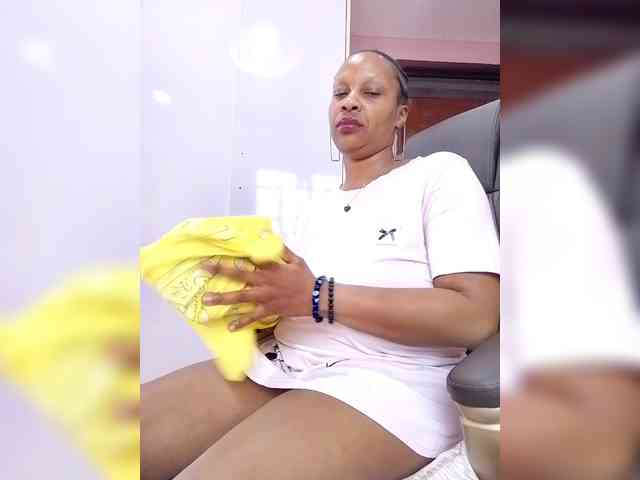 CandyLove Live Webcam on BongaCams