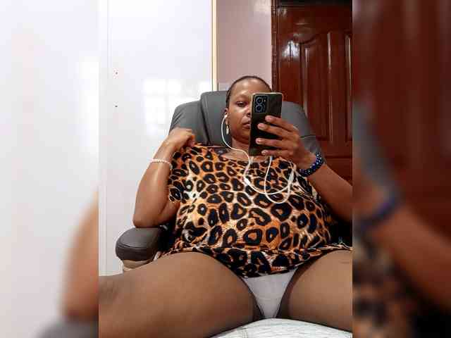 CandyLove Live Webcam on BongaCams