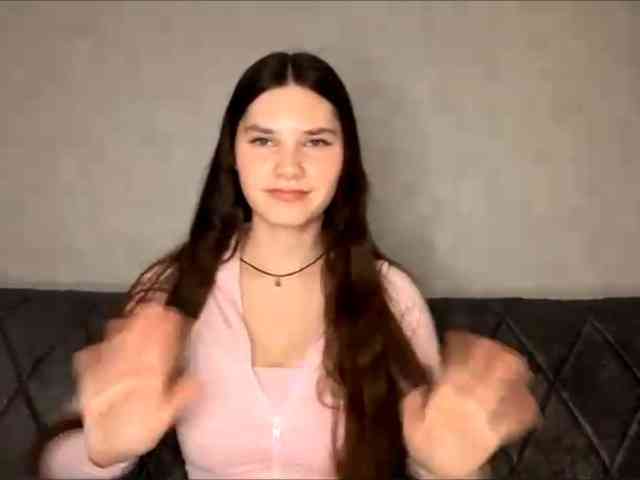 ElinOroz webcam