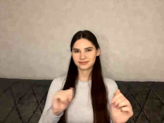 ElinOroz webcam