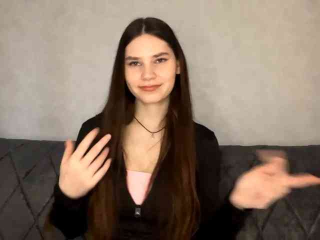 ElinOroz webcam