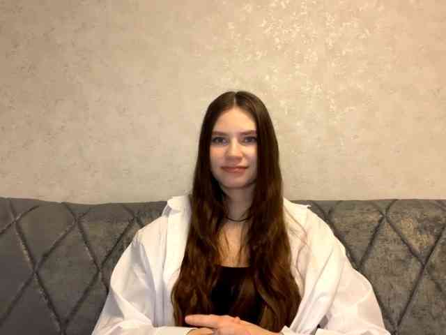 ElinOroz webcam