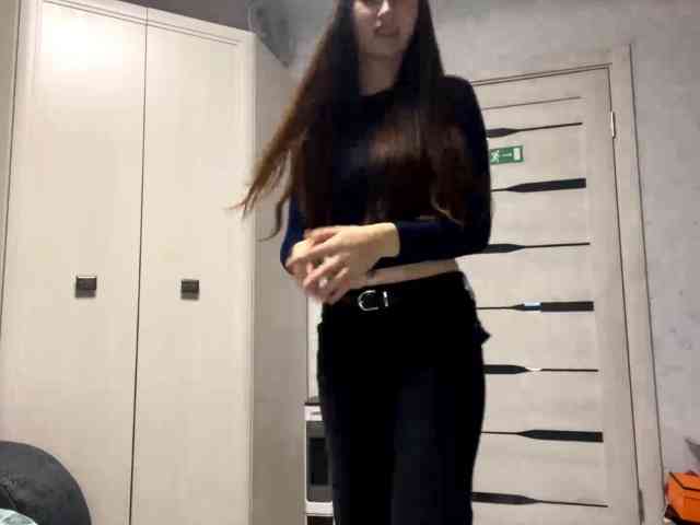 ElinOroz webcam