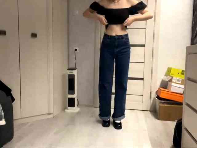 ElinOroz webcam