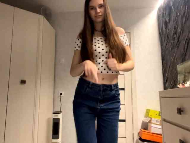 ElinOroz webcam