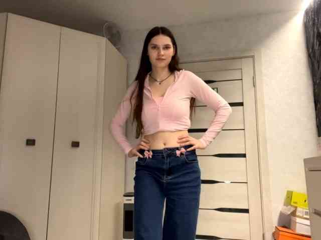 ElinOroz webcam