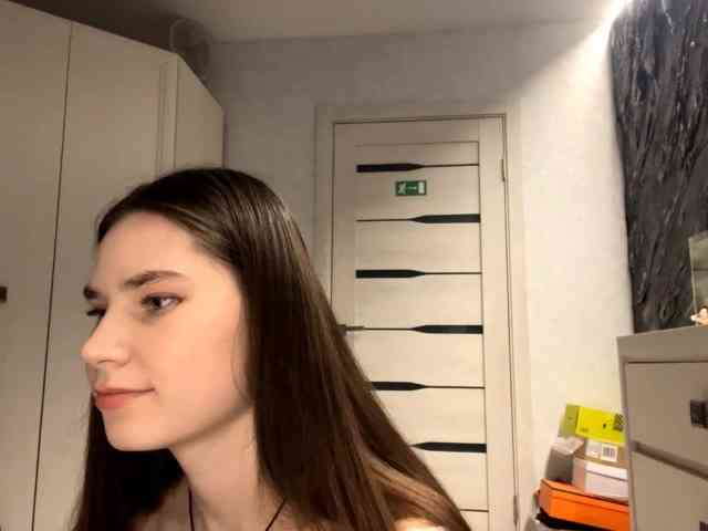 ElinOroz bongacams