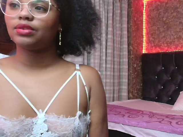 Black-Barbie webcam bongacams model stream image