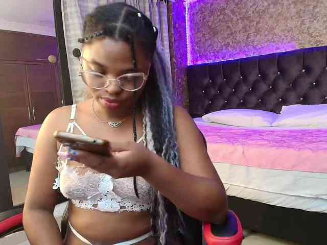 Black-Barbie webcam