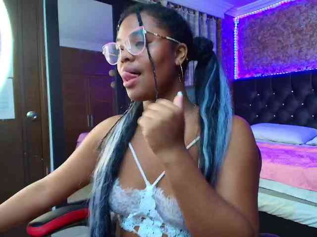 Black-Barbie webcam