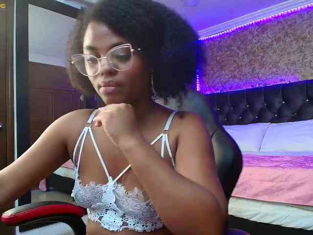 Black-Barbie webcam