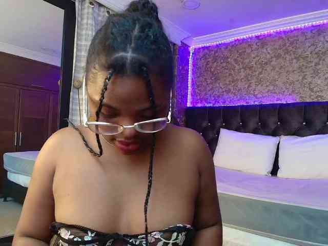 Black-Barbie webcam