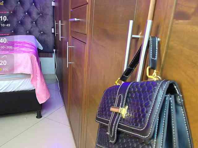 Black-Barbie webcam