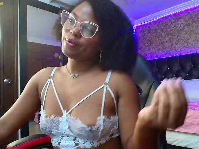 Black-Barbie webcam