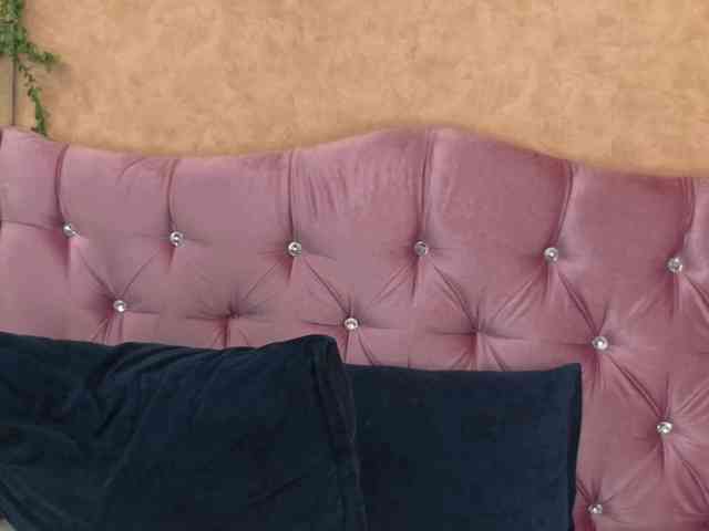 KimJStom Live Webcam on BongaCams