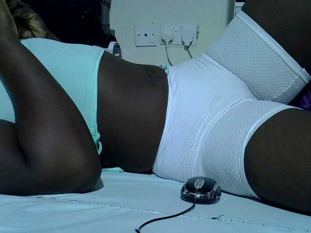 Sexycharlet43's BongaCams show and profile