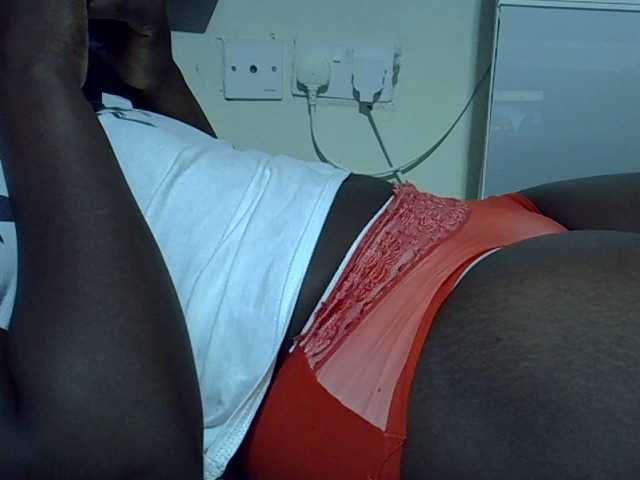 Sexycharlet43's BongaCams show and profile