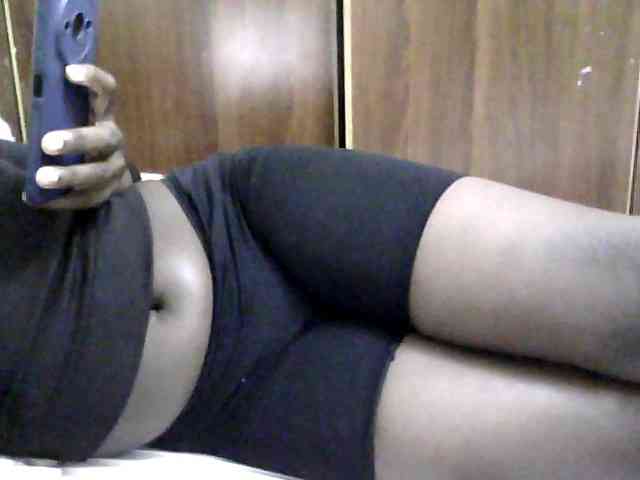 Sexycharlet43 webcam