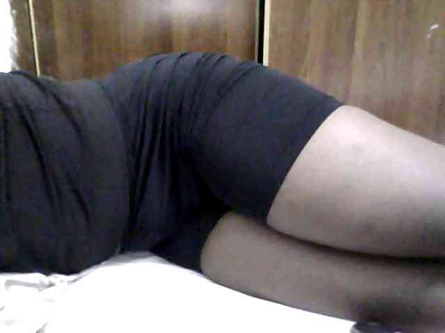 Sexycharlet43 webcam