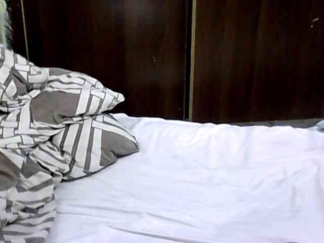 Sexycharlet43 webcam