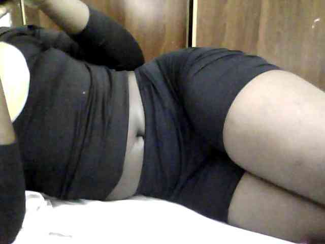 Sexycharlet43 webcam