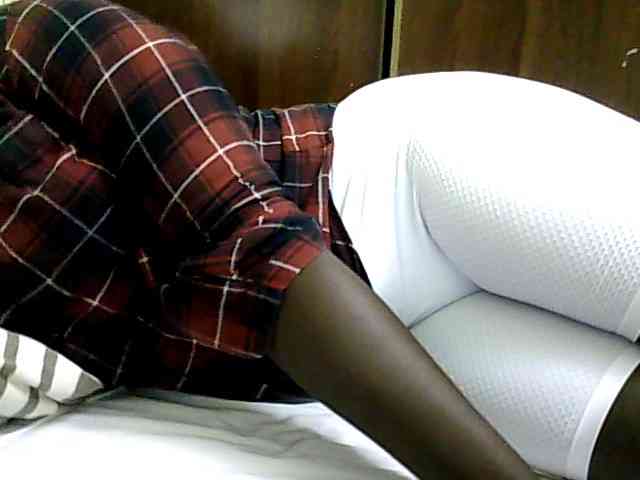 Sexycharlet43 webcam