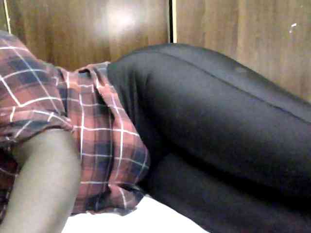 Sexycharlet43 webcam