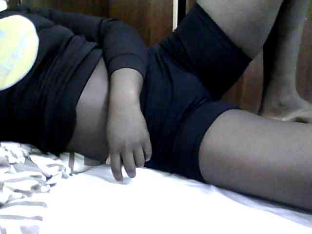 Sexycharlet43 webcam