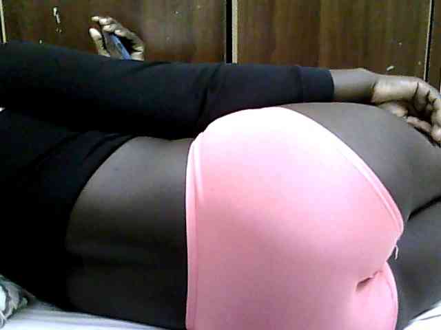 Sexycharlet43 webcam