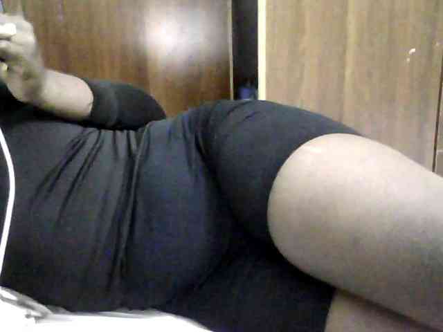 Sexycharlet43 webcam