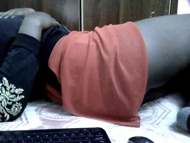 Sexycharlet43 webcam