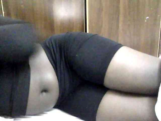 Sexycharlet43 webcam