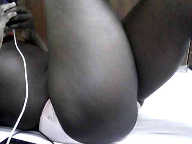 Sexycharlet43 webcam