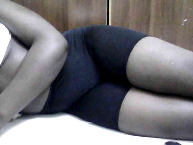 Sexycharlet43 webcam