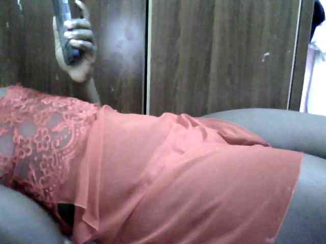 Sexycharlet43 webcam