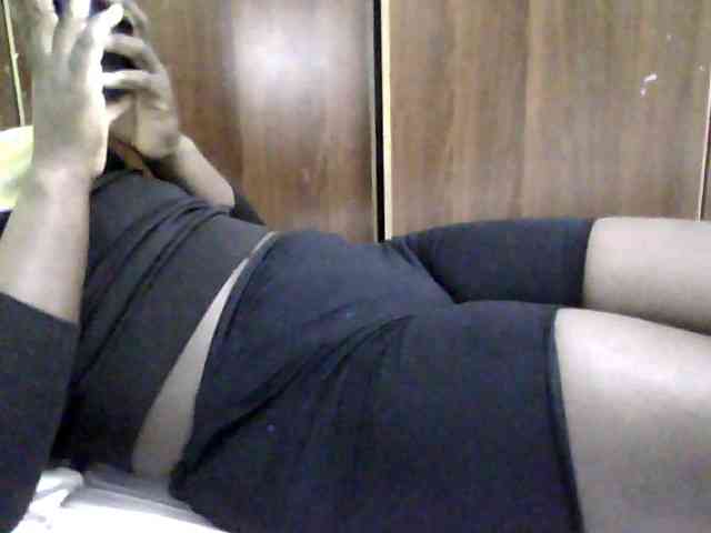 Sexycharlet43 webcam