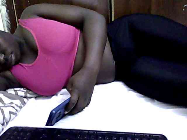 Sexycharlet43 webcam