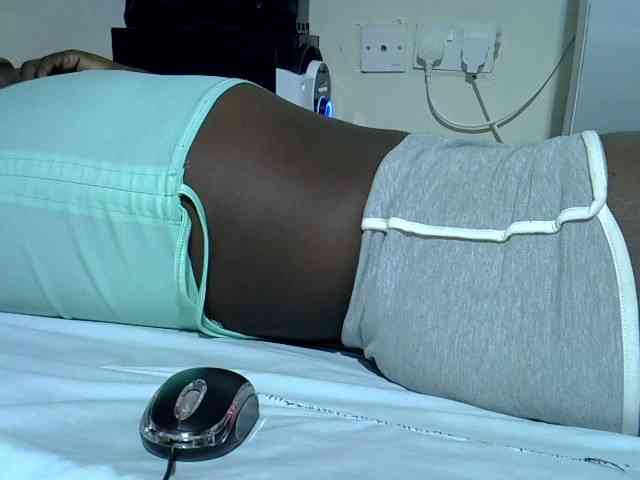 Sexycharlet43 webcam