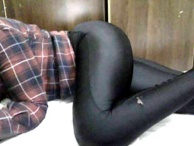 Sexycharlet43 webcam