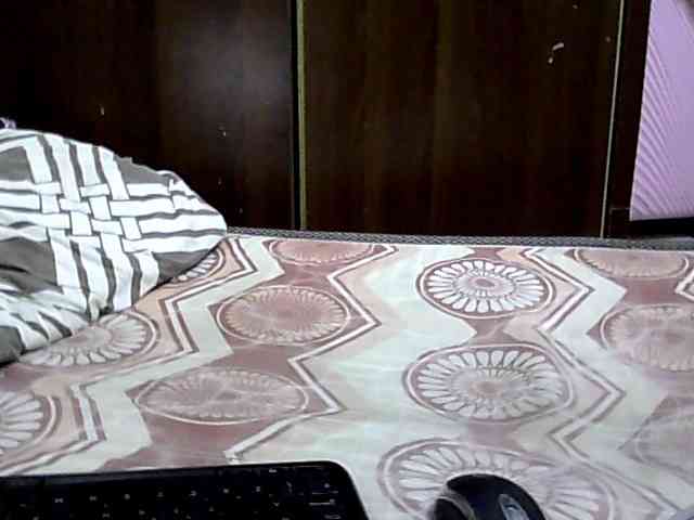 Sexycharlet43 webcam