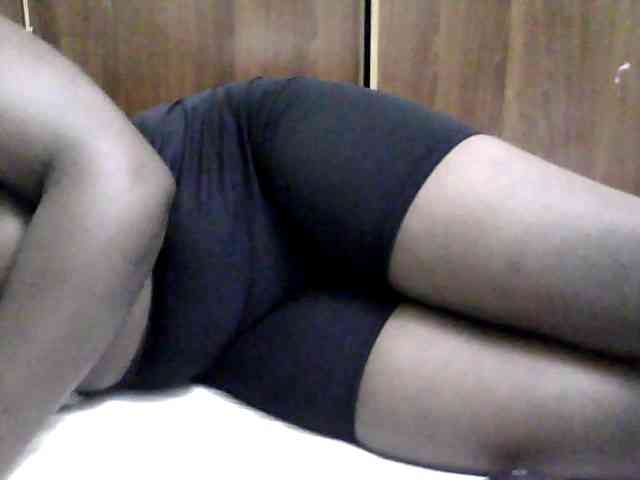 Sexycharlet43 webcam