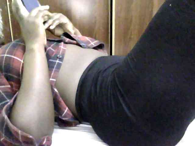 Sexycharlet43 webcam